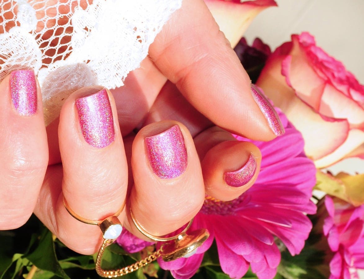 nail technicians ireland